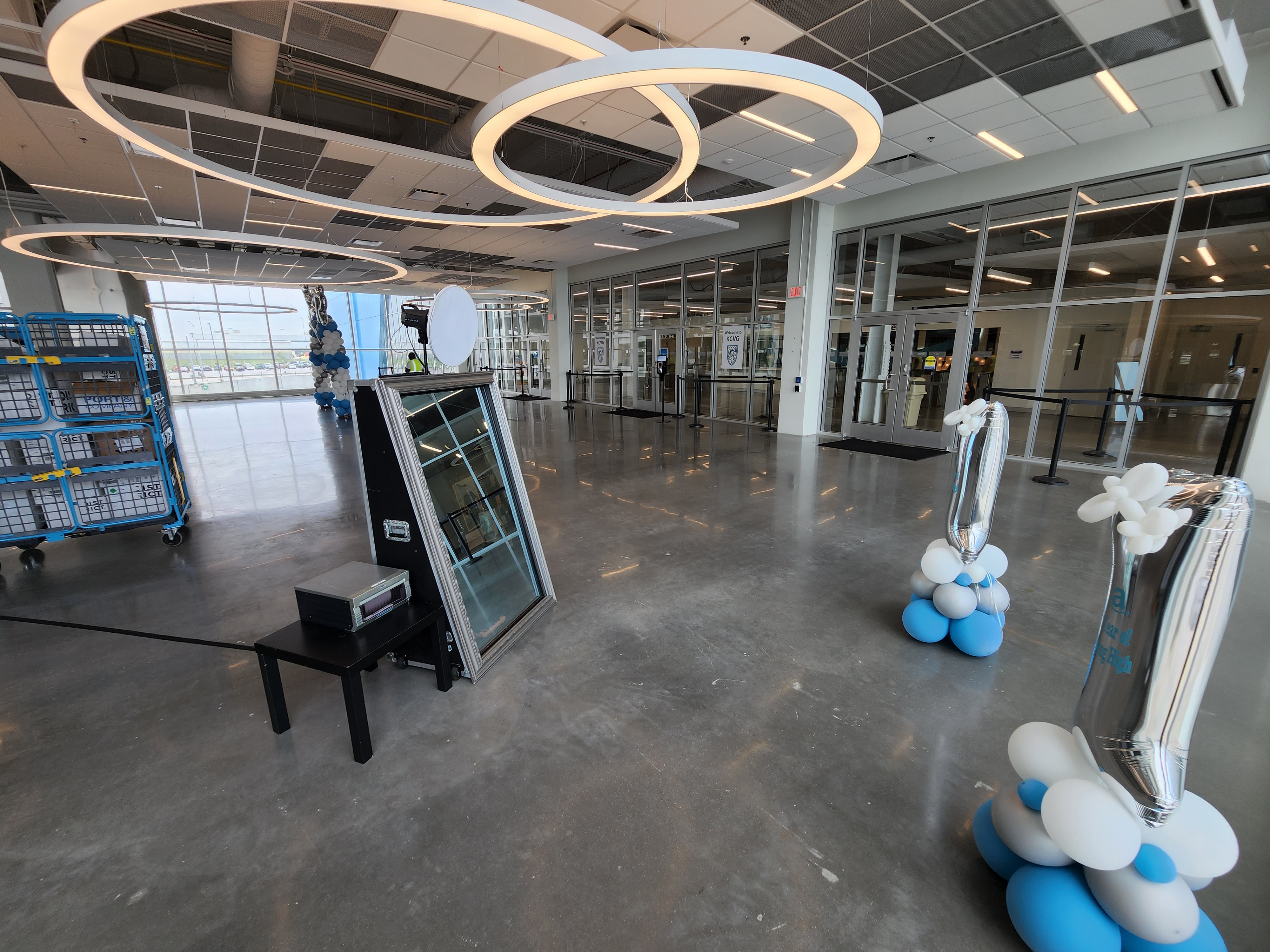 Mirror Me photo booth at Cincinnati event