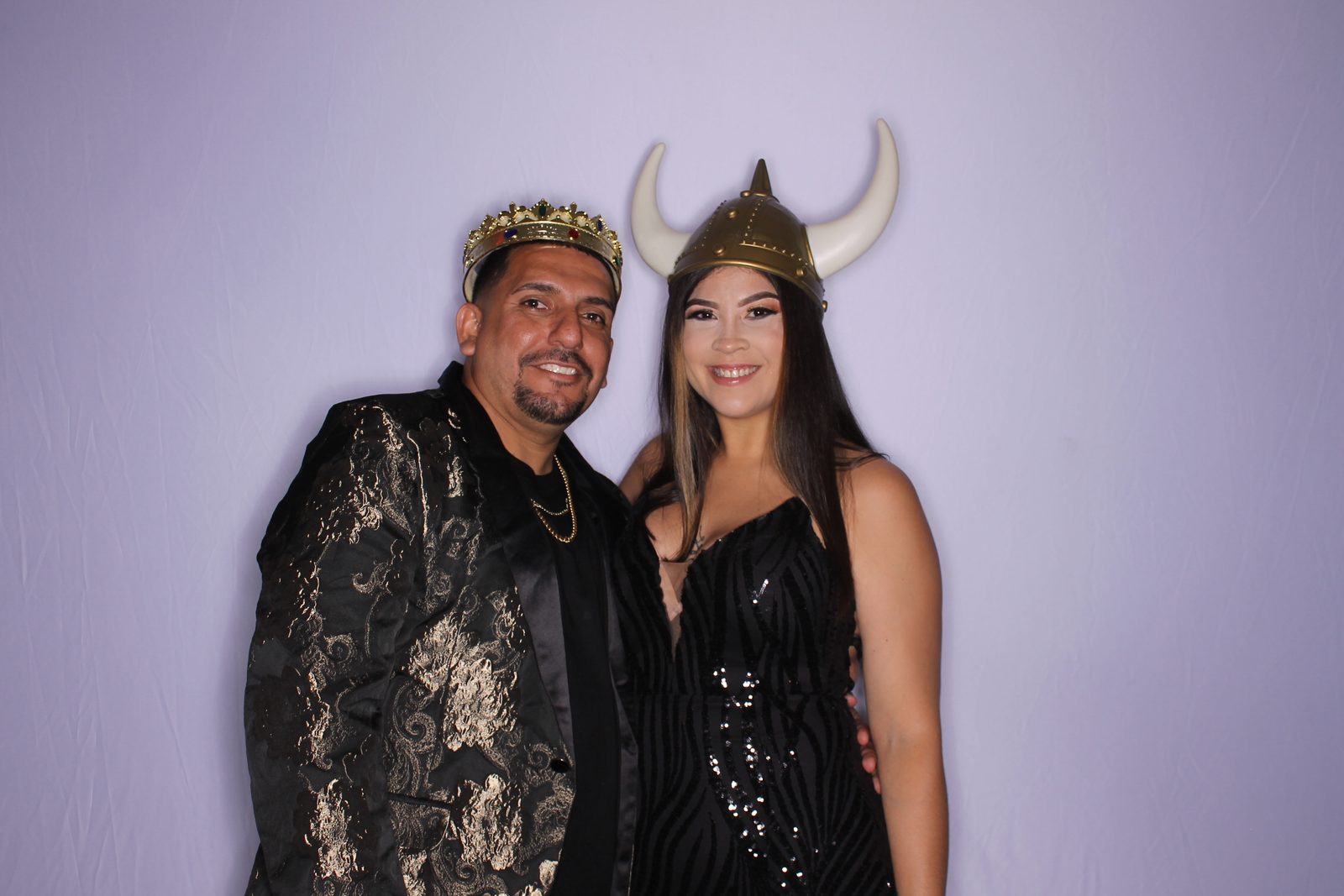 Photo before glam booth beauty filter Cincinnati